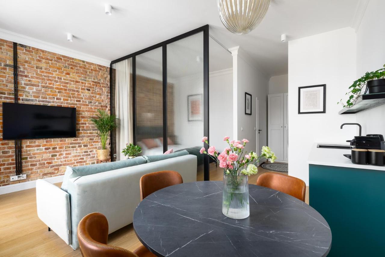Apartament Aleja 22 Poznań Eksteriør billede